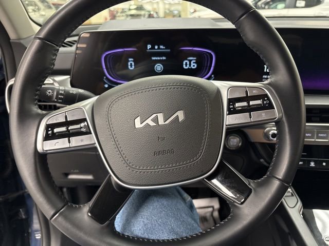 Used 2025 Kia Telluride S image 24