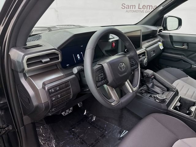 Used 2025 Toyota Tacoma TRD Sport image 9