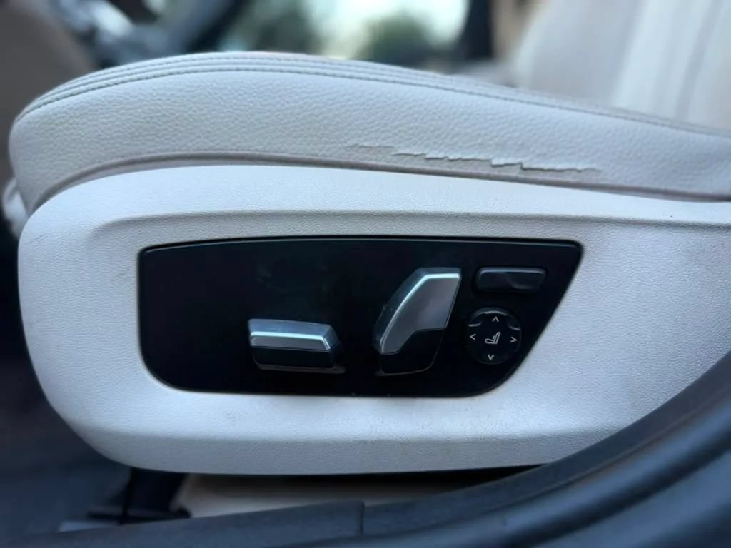 Used 2017 BMW 530i RWD image 41