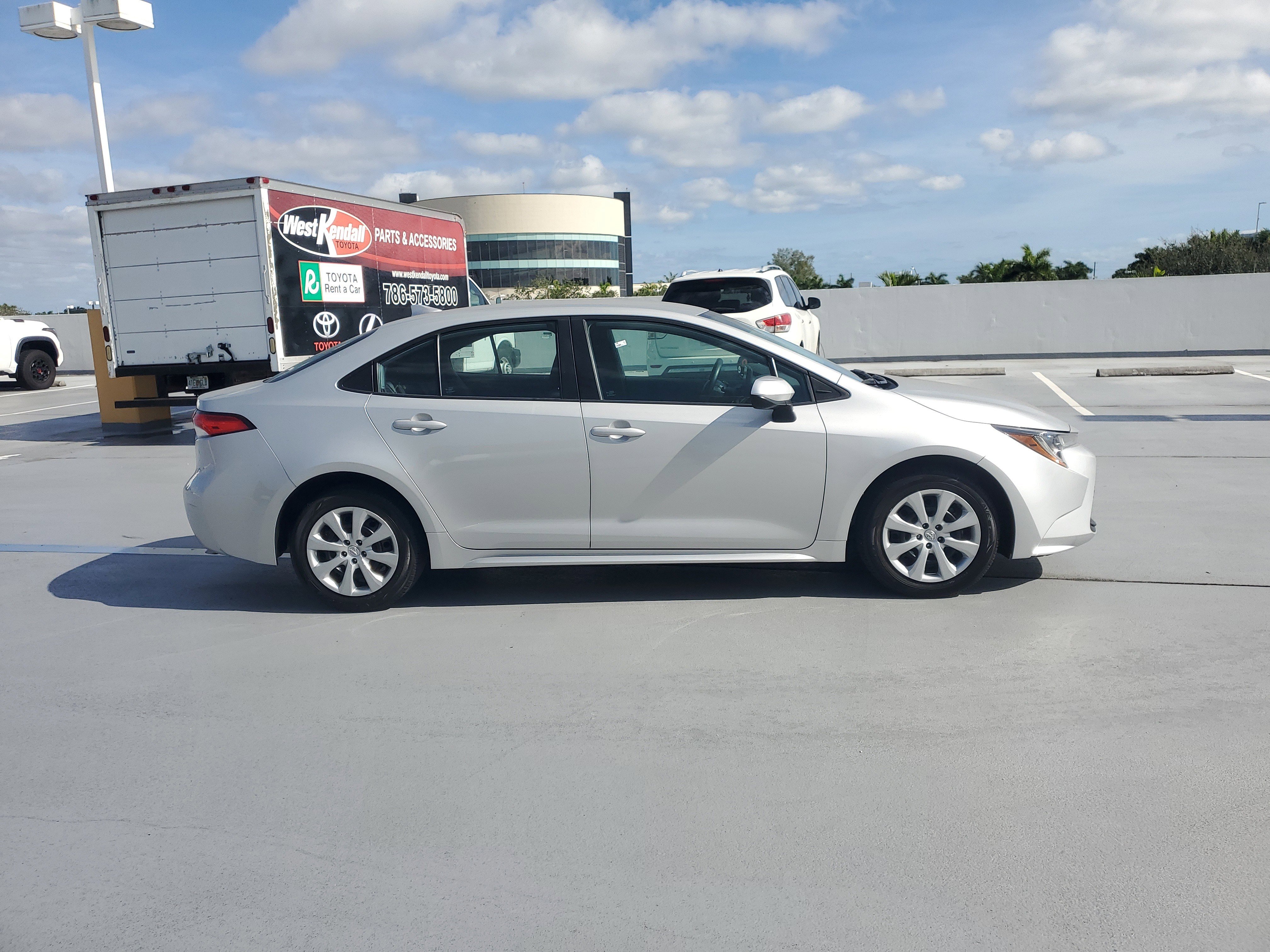 Certified 2023 Toyota Corolla LE image 2