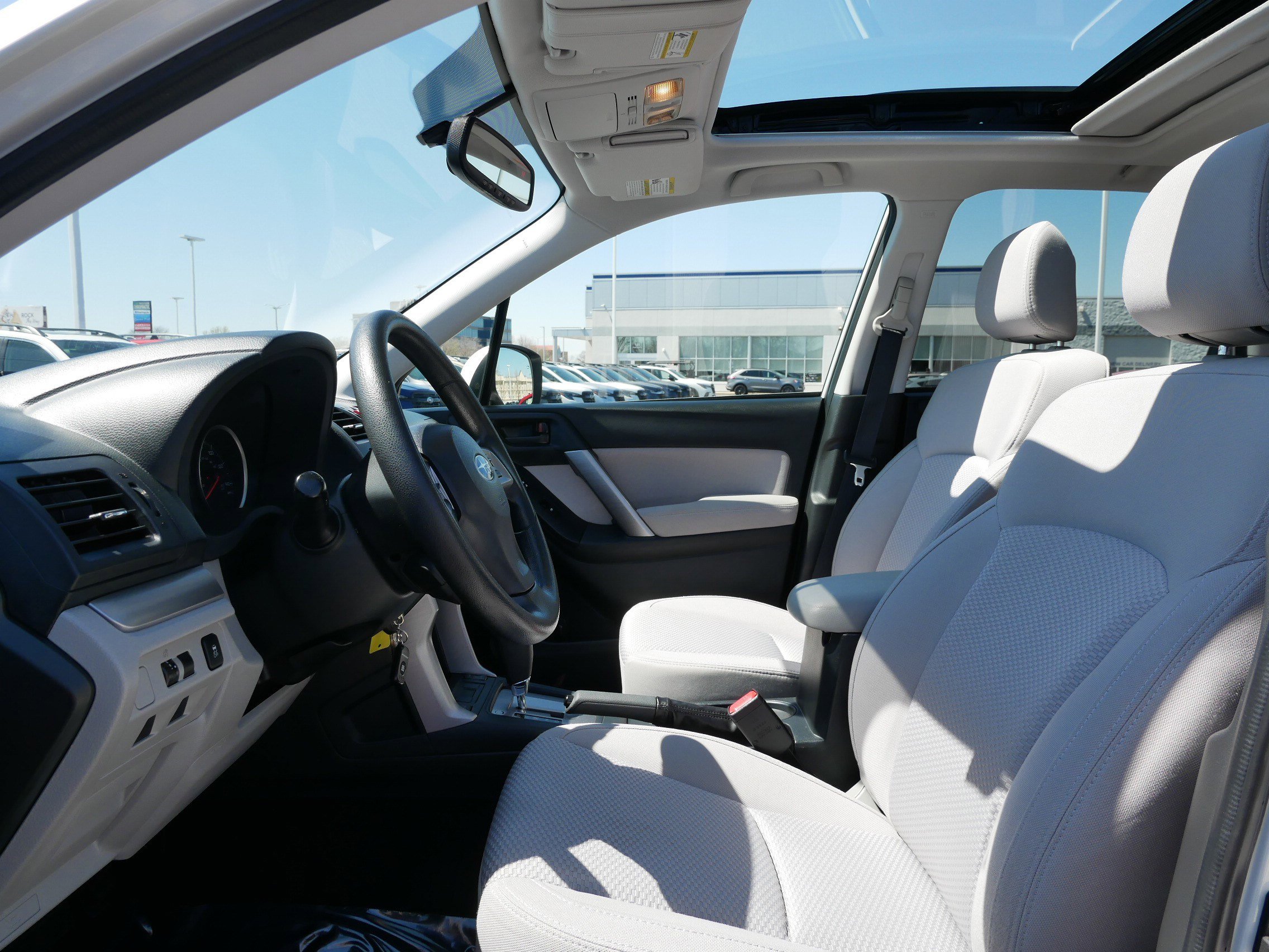 Used 2015 Subaru Forester 2.5i Premium w/ Popular Package #2 AWD/4WD image 32