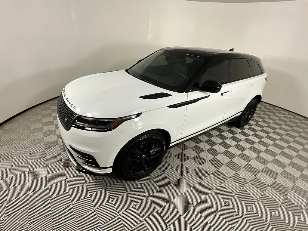 Used 2026 Land Rover Range Rover Velar Dynamic SE image 9