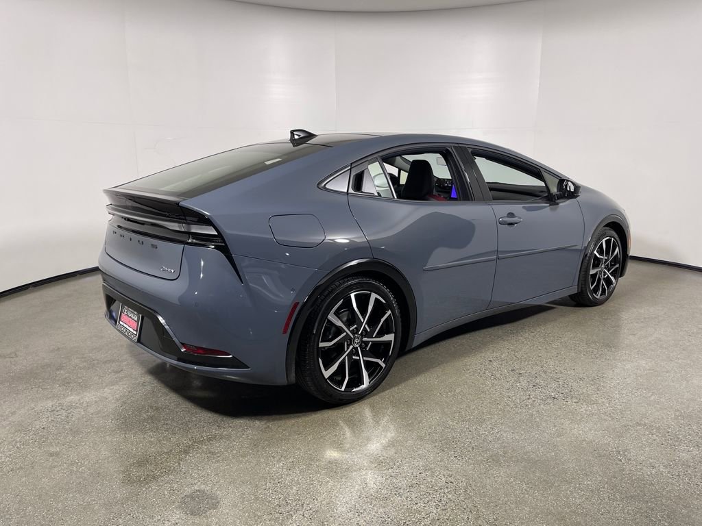 New 2026 Toyota Prius Plug-In Hybrid image 3