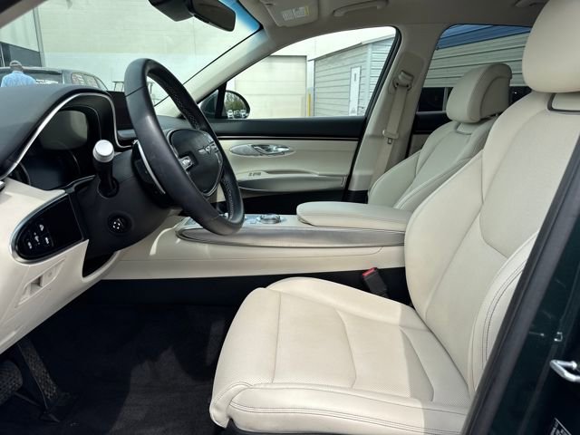 Used 2024 Genesis GV70 2.5T w/ Select Package image 13