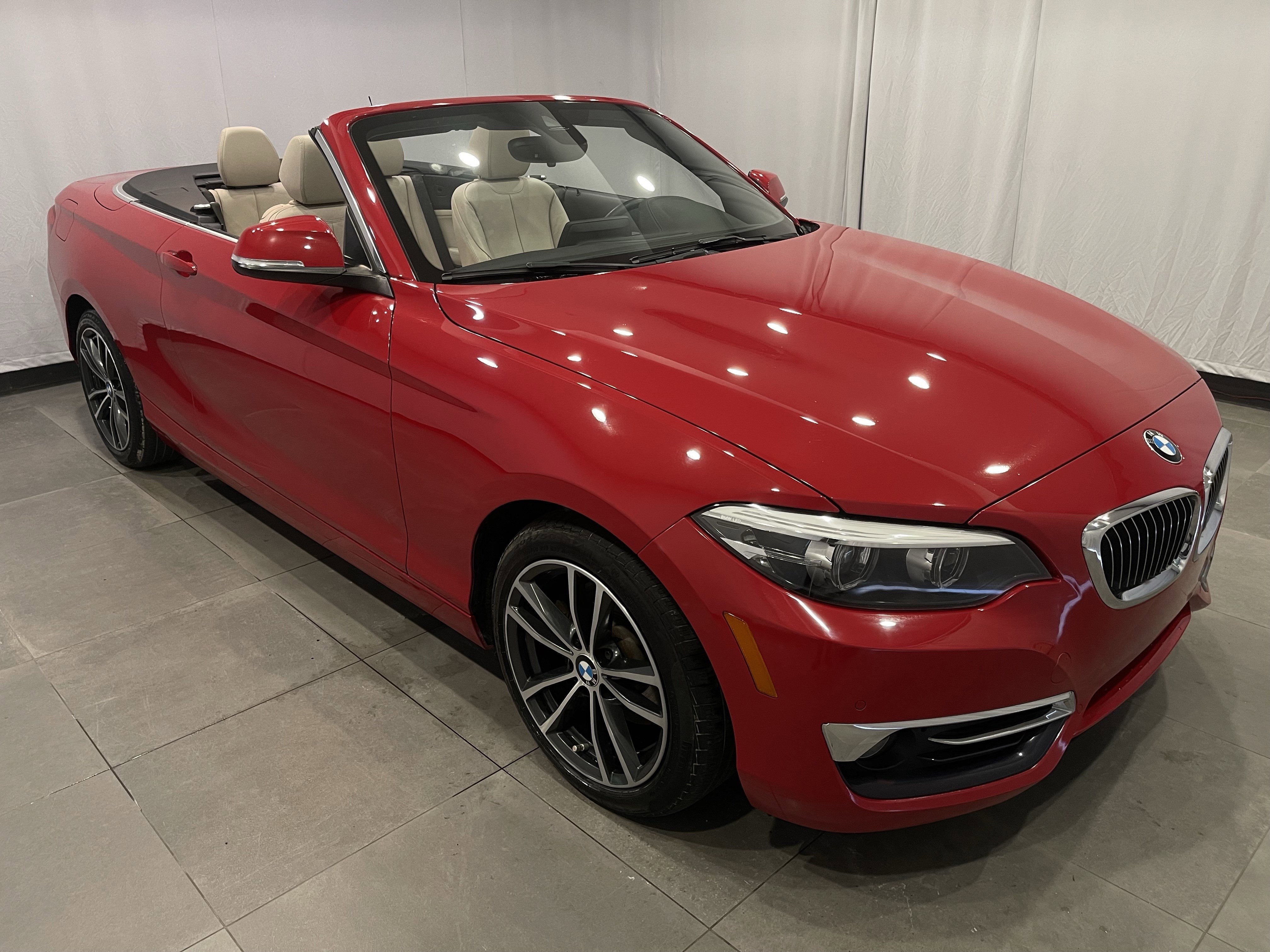 Used 2019 BMW 230i xDrive Convertible w/ Convenience Package image 29