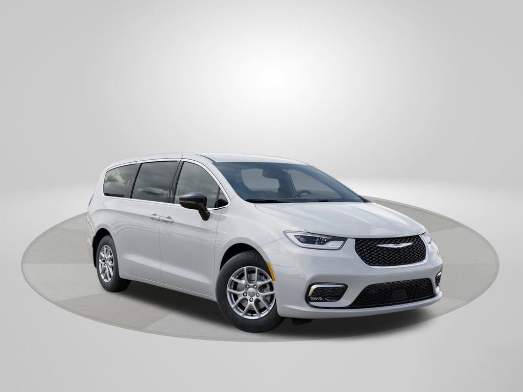 New 2026 Chrysler Pacifica Select image 5