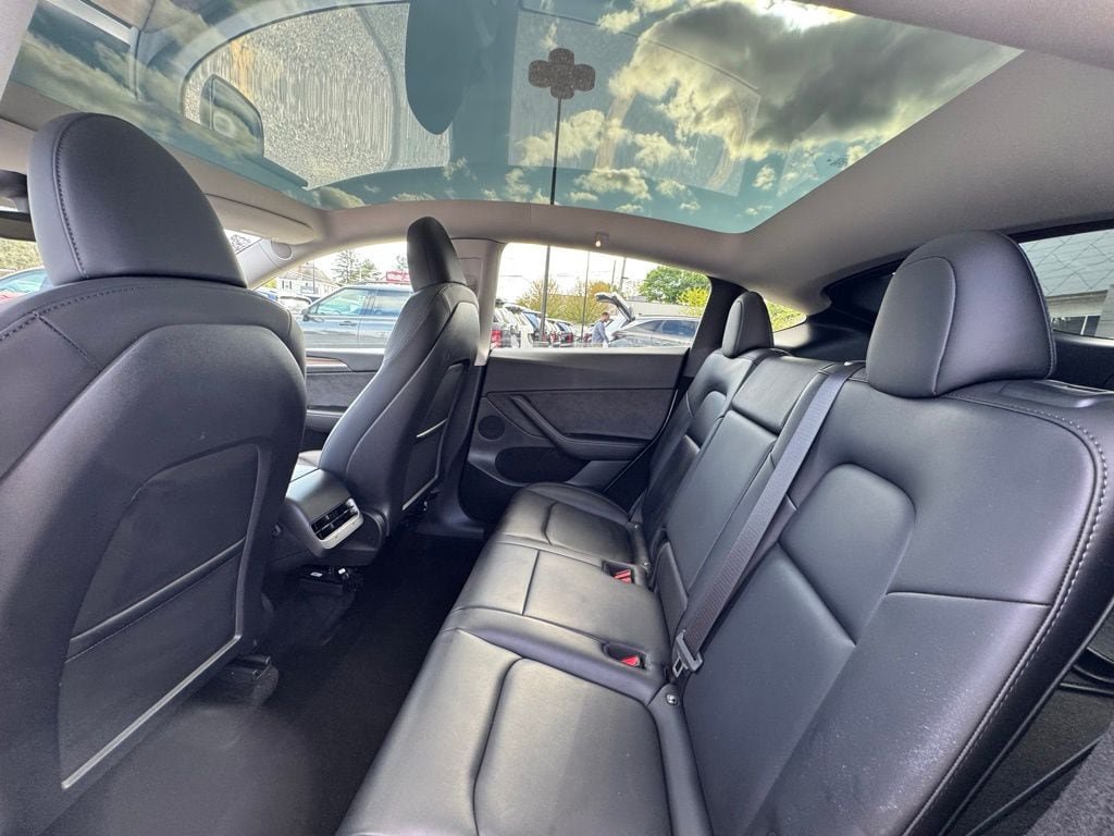 Used 2023 Tesla Model Y Long Range AWD/4WD image 15
