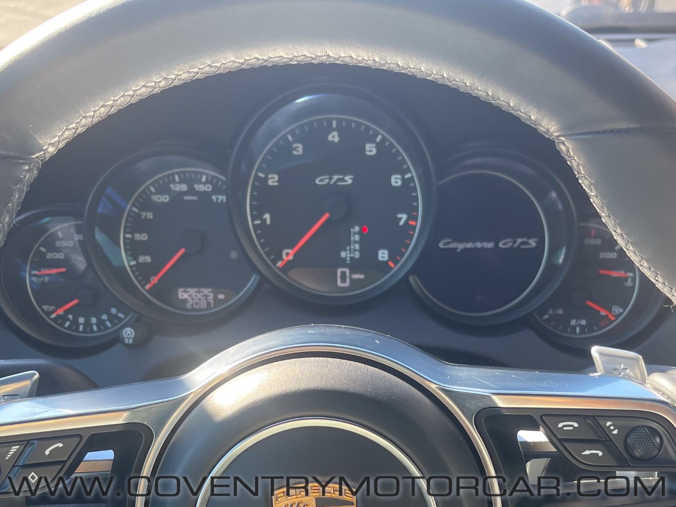 Used 2016 Porsche Cayenne GTS AWD/4WD image 19
