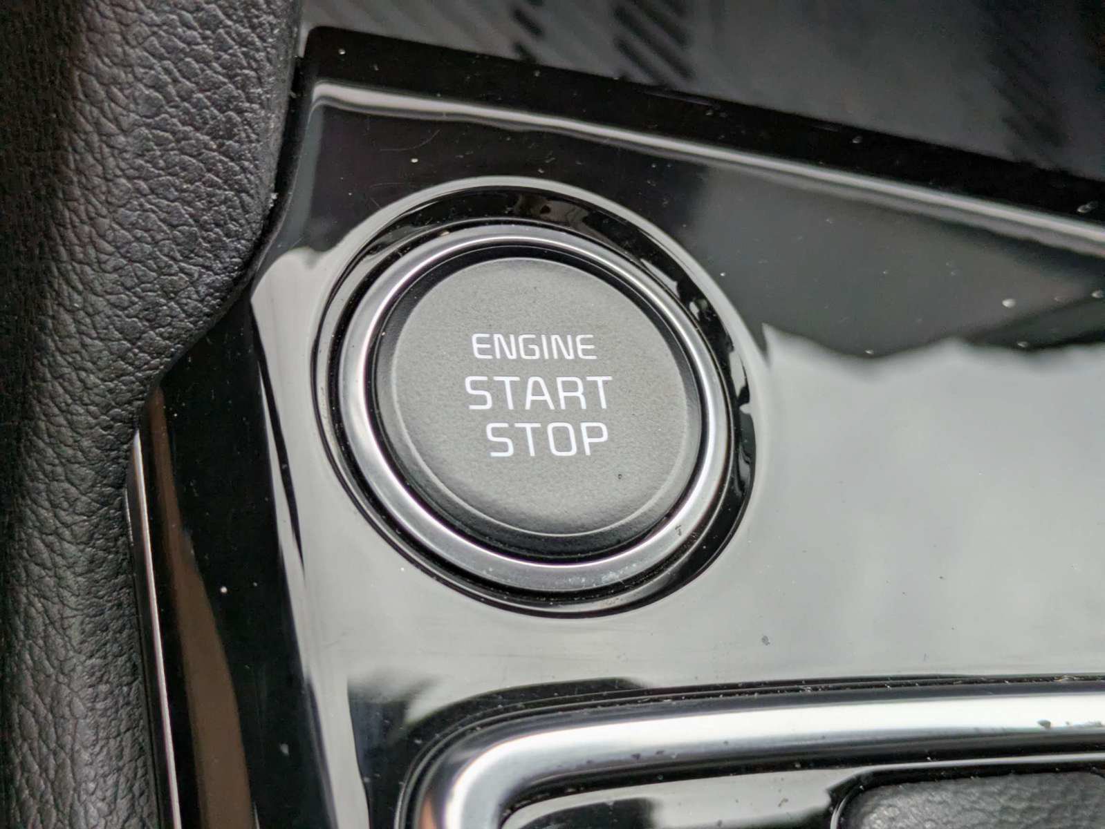 Certified 2023 Kia Sportage SX FWD image 30