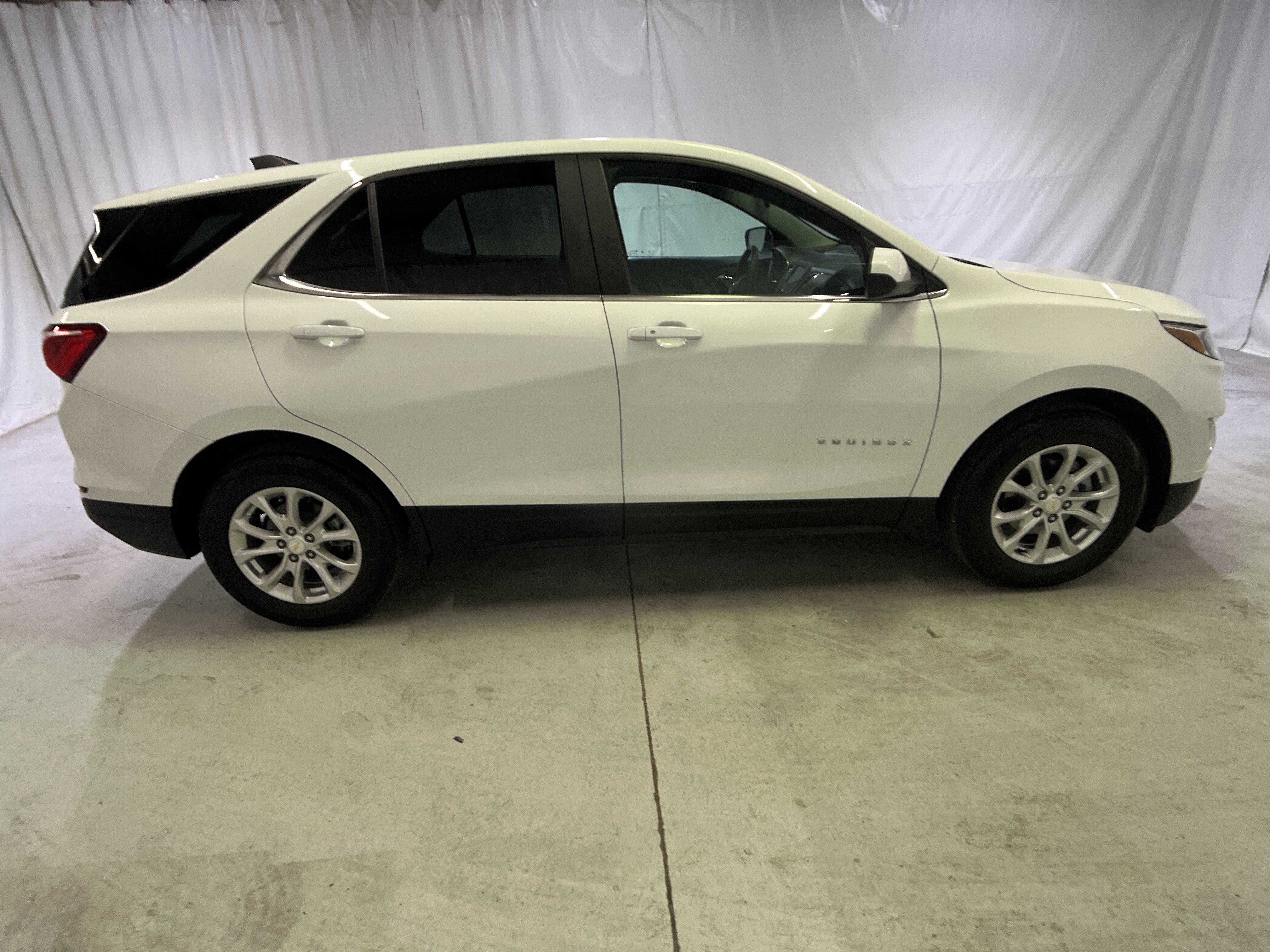 Used 2021 Chevrolet Equinox LT FWD image 12