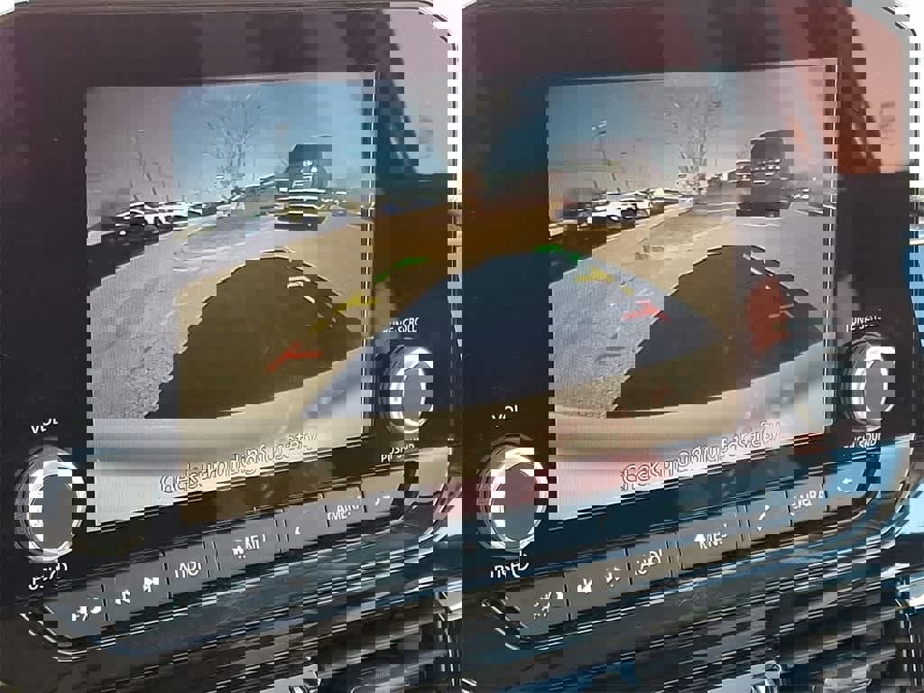 Used 2024 Nissan Pathfinder SV image 18