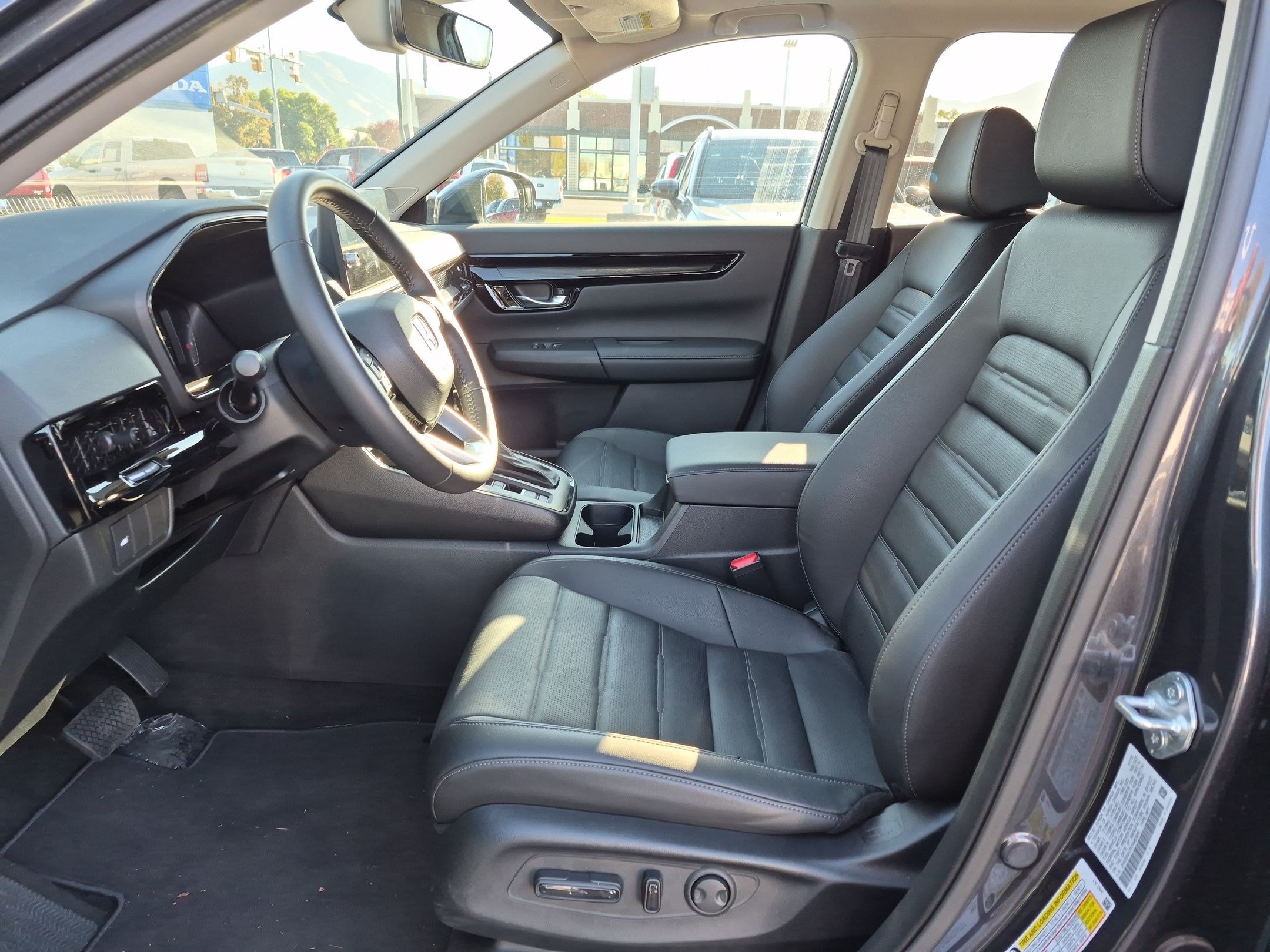 Used 2026 Honda CR-V EX-L image 17