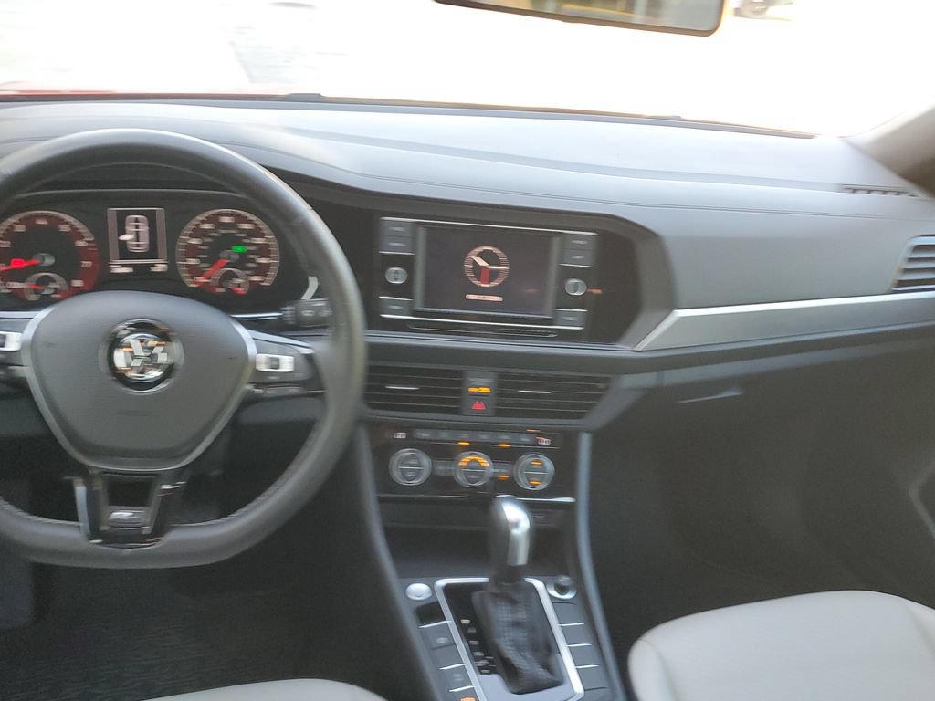 Certified 2020 Volkswagen Jetta R-Line FWD image 20