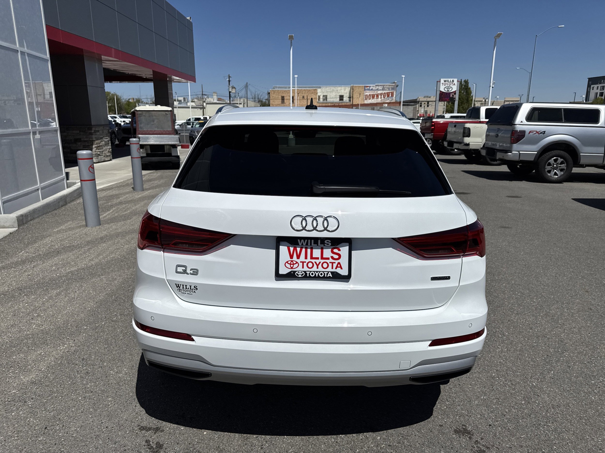 Used 2022 Audi Q3 2.0T Premium AWD/4WD image 7
