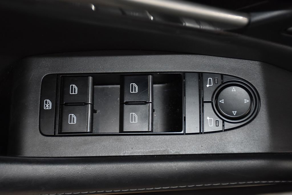 Used 2022 MAZDA CX-30 AWD 2.5 S w/ Select Package image 23