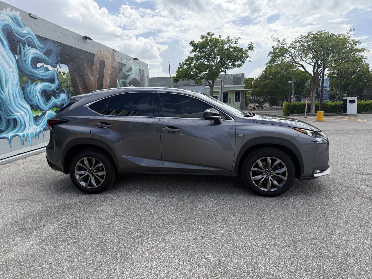 Used 2017 Lexus NX 200t F Sport w/ Accessory Package 2 FWD image 7