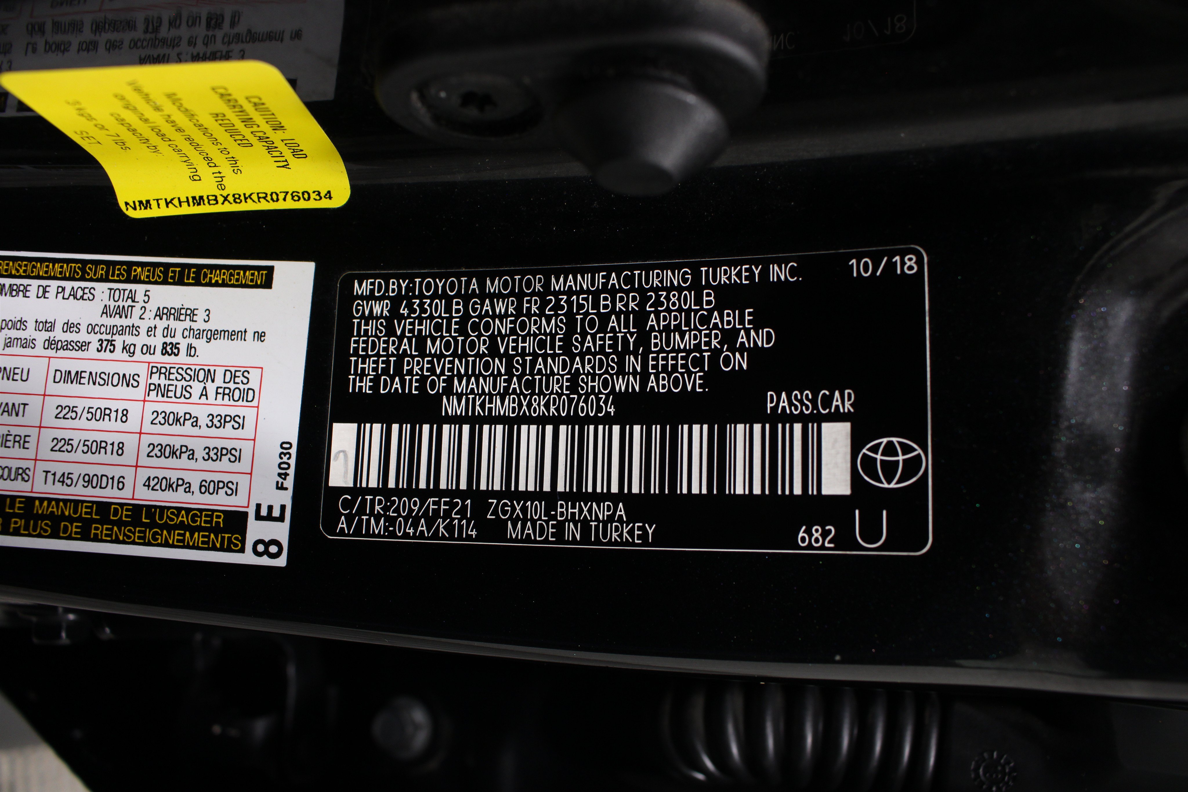 Used 2019 Toyota C-HR XLE FWD image 38