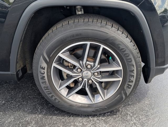 Used 2018 Jeep Grand Cherokee Limited RWD image 19