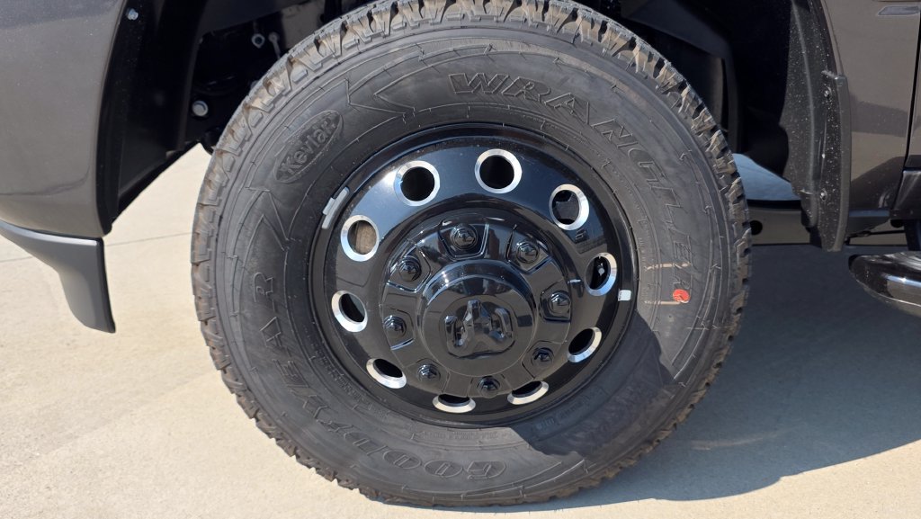 New 2026 RAM 3500 Laramie w/ Night Edition AWD/4WD image 11