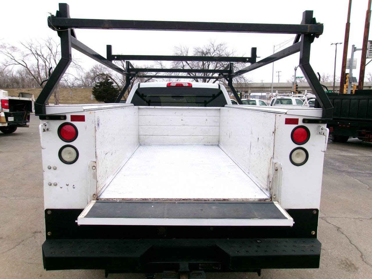 Used 2017 Chevrolet Silverado 3500 LT image 4