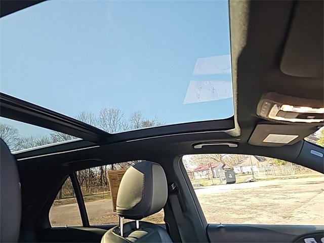 Used 2023 Mercedes-Benz GLE 450 4MATIC image 35