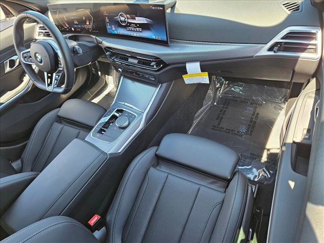 Used 2025 BMW 330i Sedan w/ M Sport Package image 20