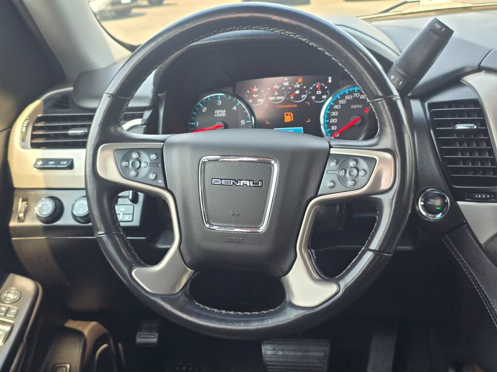 Used 2020 GMC Yukon Denali w/ Denali Ultimate Package AWD/4WD image 13