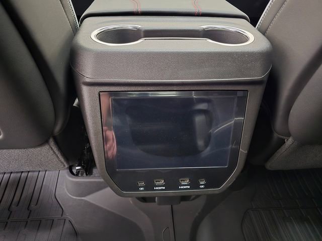 New 2026 GMC Yukon AT4 Ultimate AWD/4WD image 33