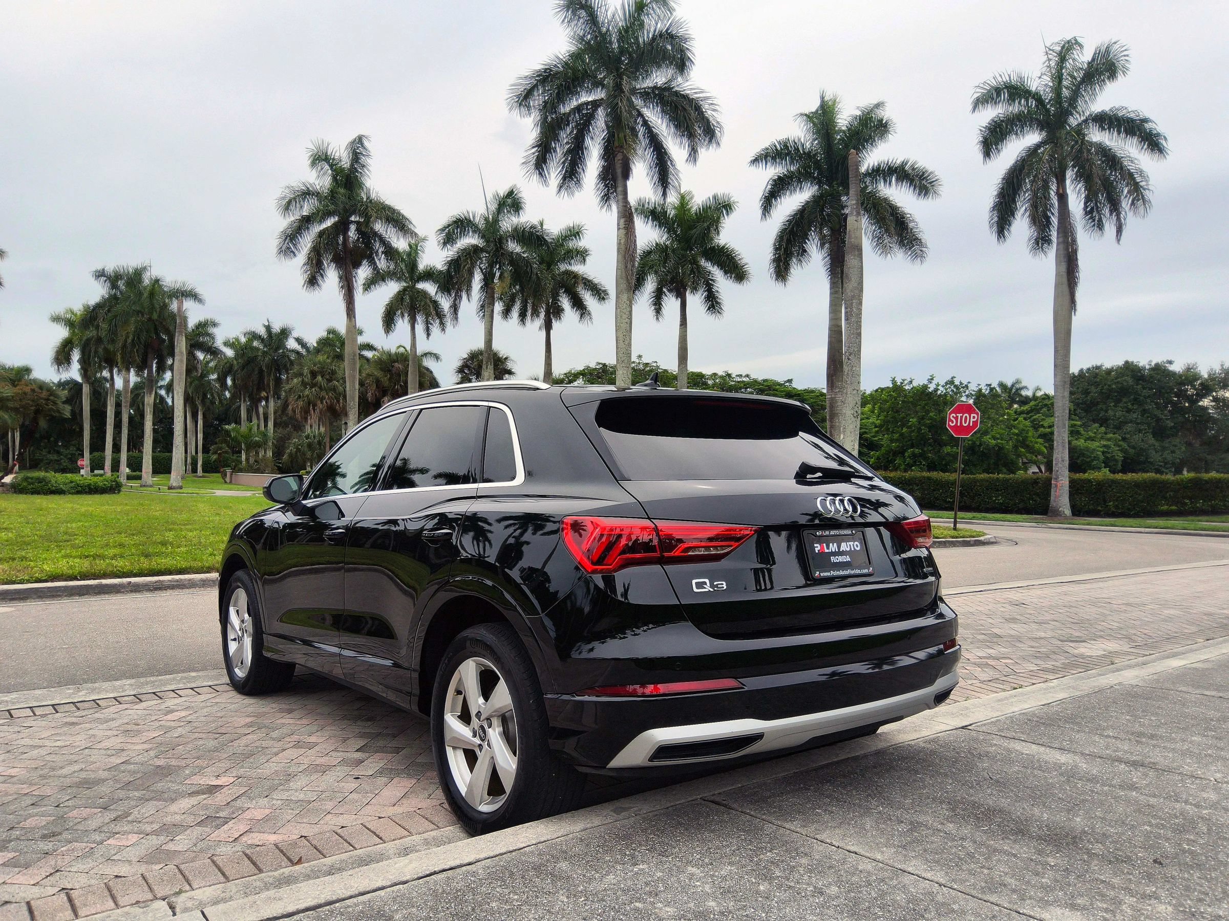 Used 2022 Audi Q3 2.0T Premium AWD/4WD image 18