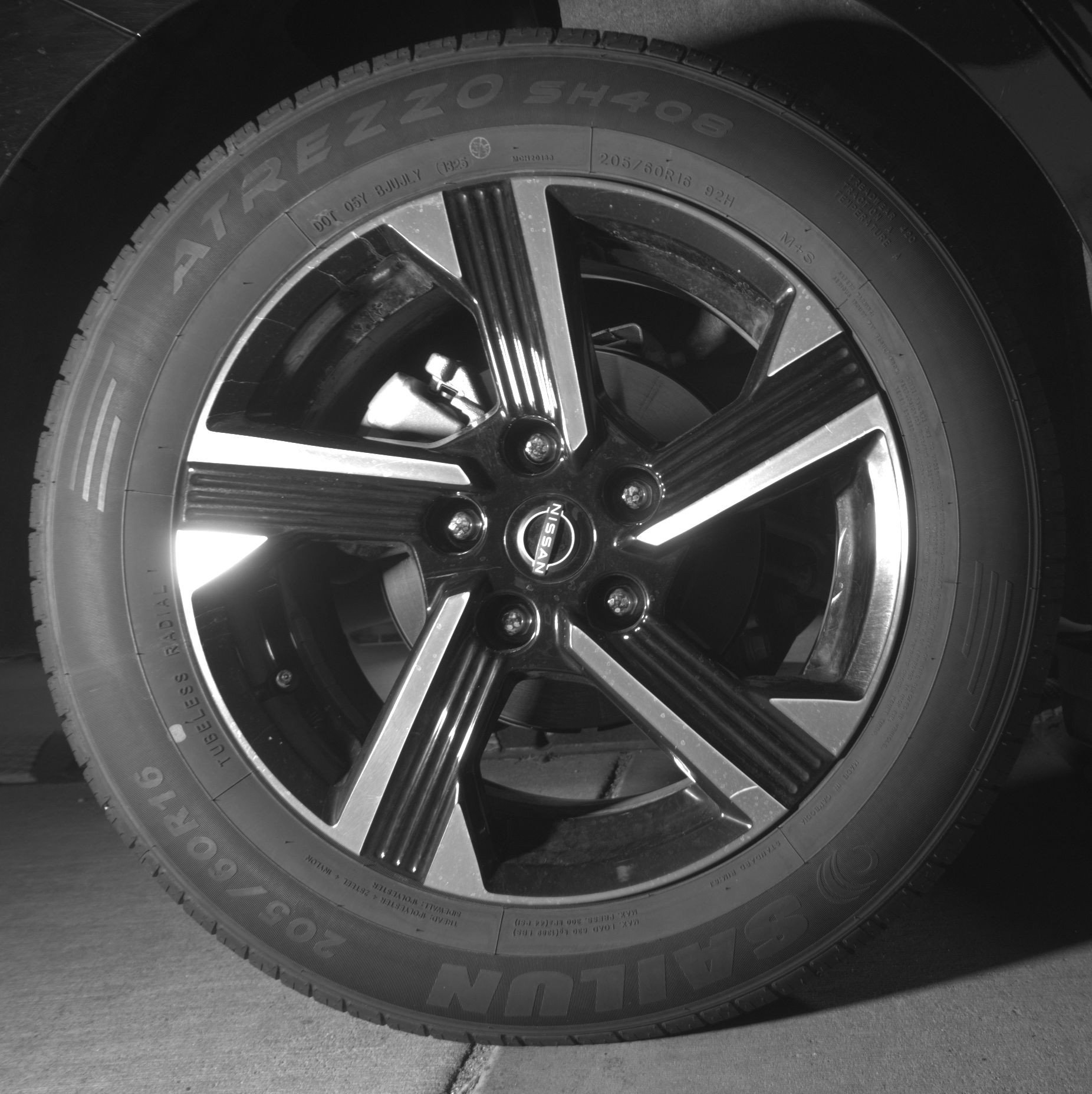 Used 2025 Nissan Sentra SV FWD image 15