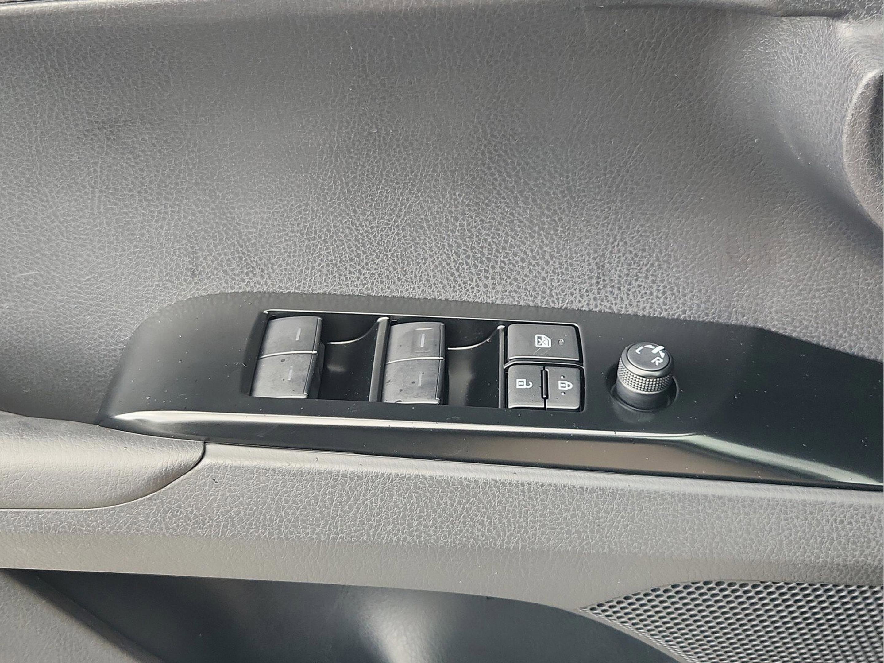 New 2026 Toyota Camry SE image 23