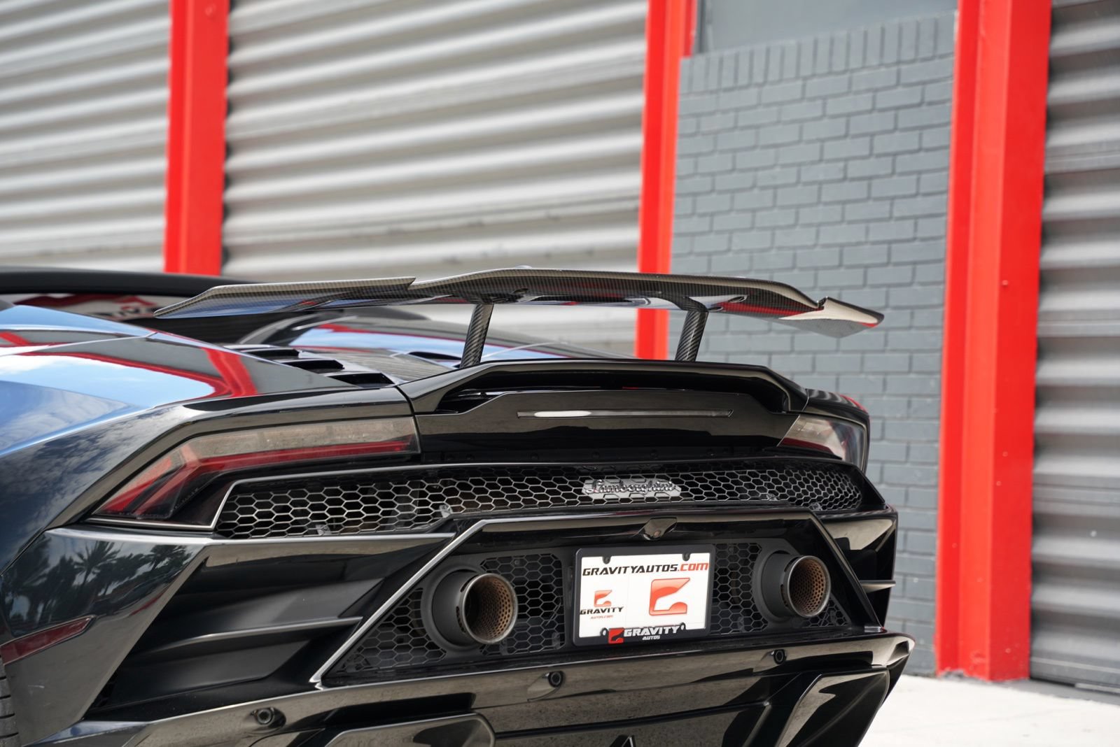 Used 2021 Lamborghini Huracan EVO RWD image 7