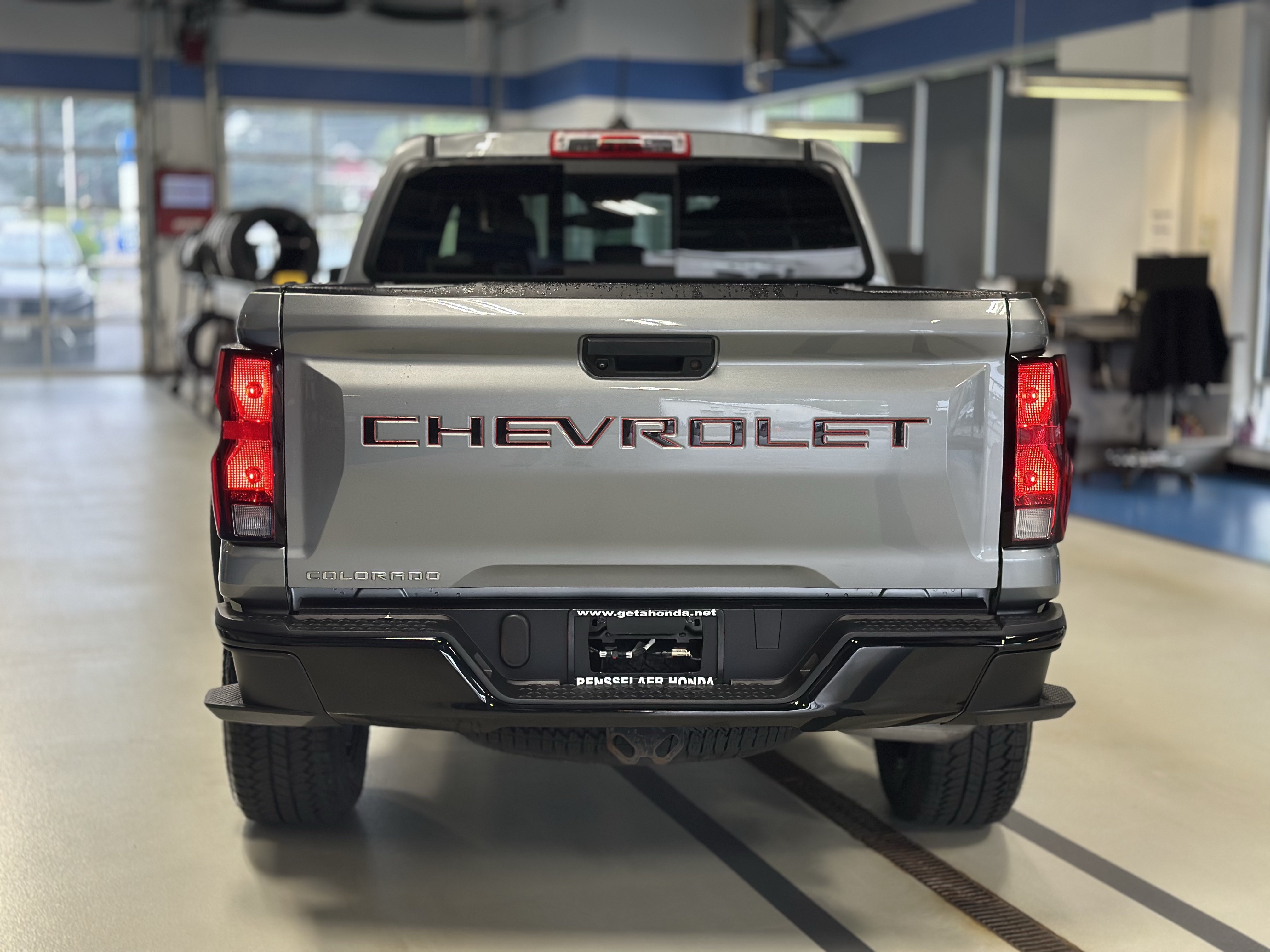Used 2024 Chevrolet Colorado Trail Boss AWD/4WD image 6