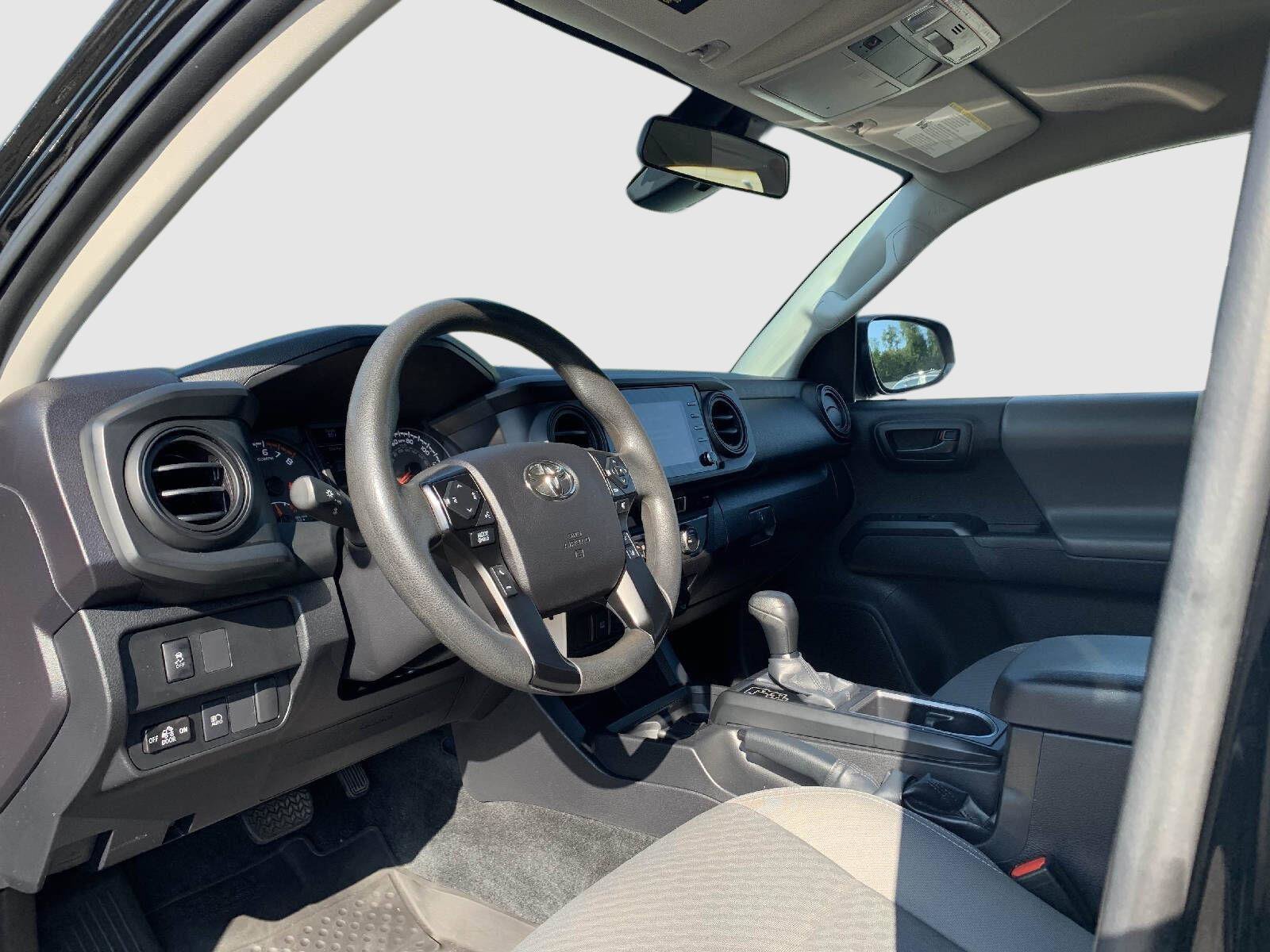 Used 2022 Toyota Tacoma SR AWD/4WD image 26