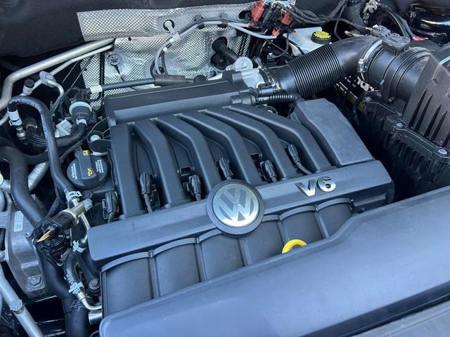 Used 2018 Volkswagen Atlas SE image 32