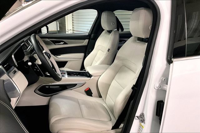 Certified 2025 Jaguar F-PACE R-Dynamic S image 15