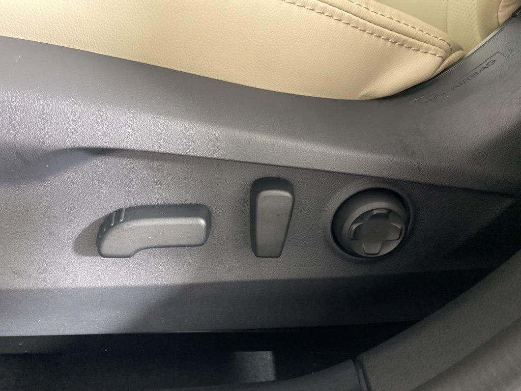 Certified 2025 Subaru Legacy Limited image 20