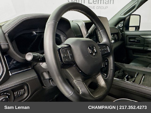 Used 2025 RAM 2500 Limited AWD/4WD image 11