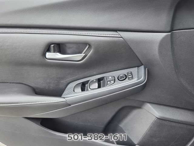 Certified 2025 Nissan Sentra SV FWD image 27