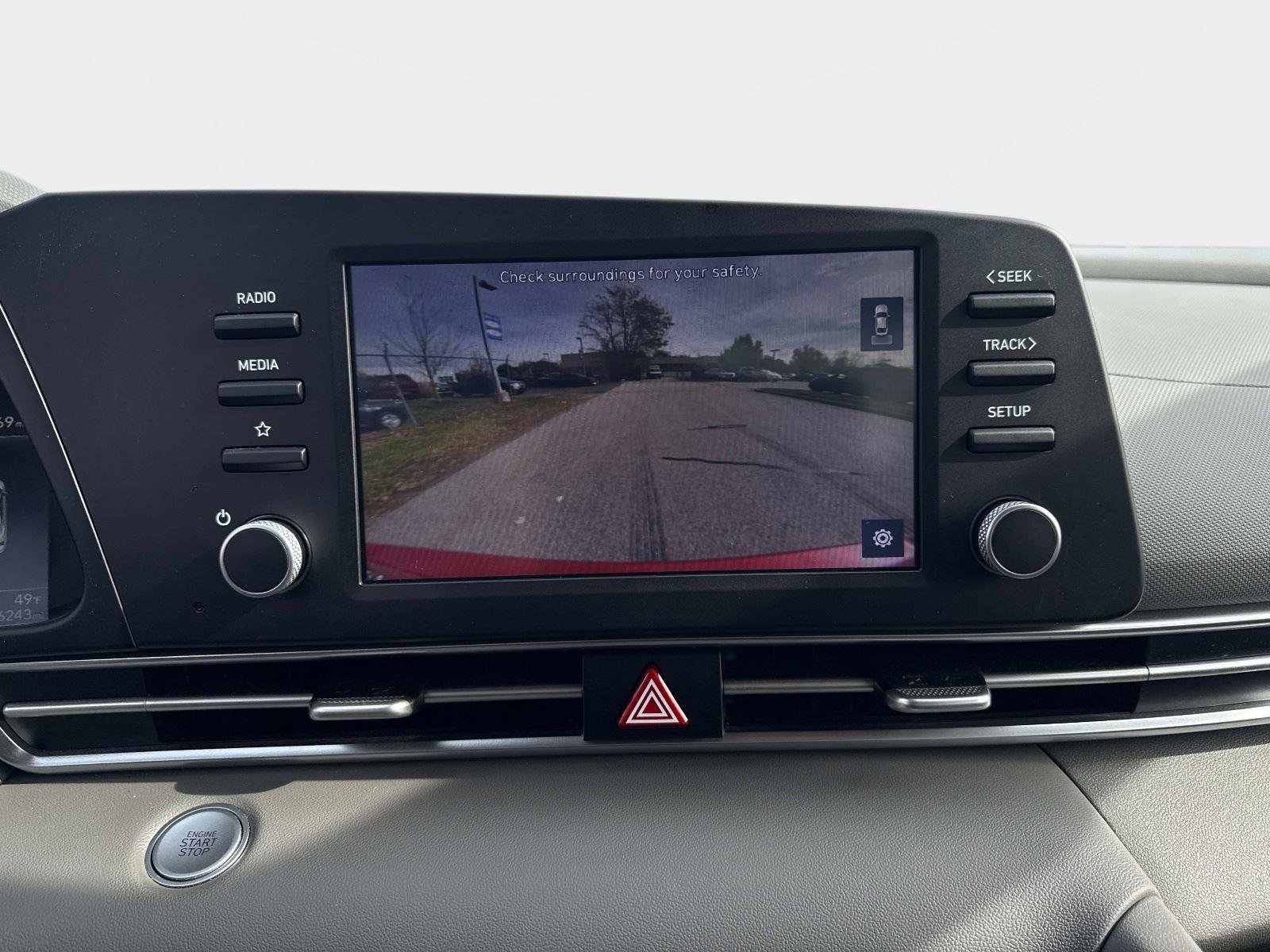 Certified 2023 Hyundai Elantra SEL image 24