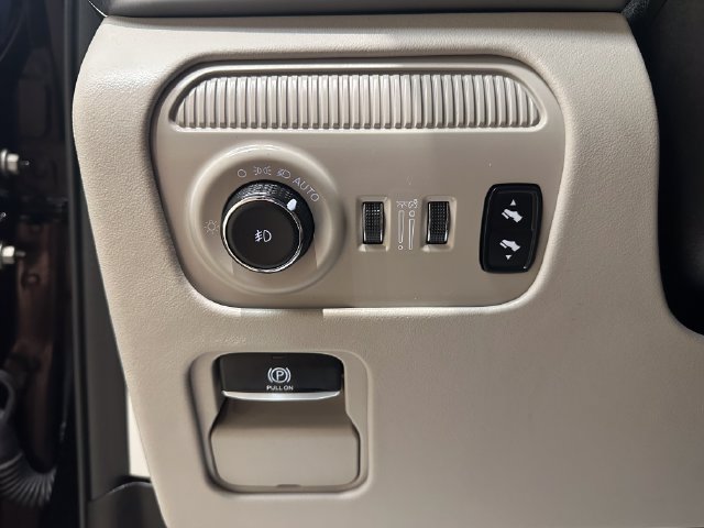 Used 2023 Jeep Grand Wagoneer Series II w/ Premium Group II AWD/4WD image 20