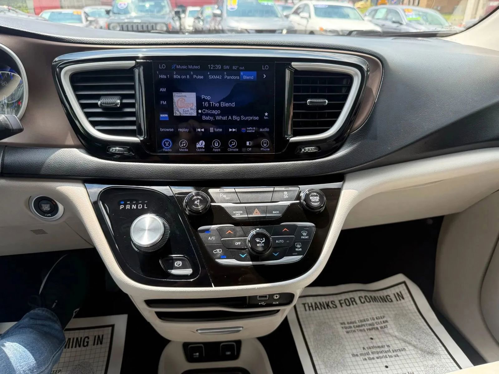 Used 2017 Chrysler Pacifica Touring-L w/ Tire & Wheel Group image 41