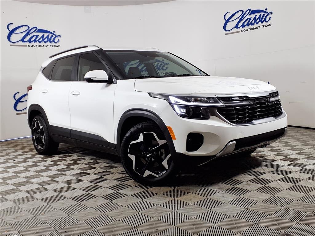 Certified 2024 Kia Seltos EX image 1