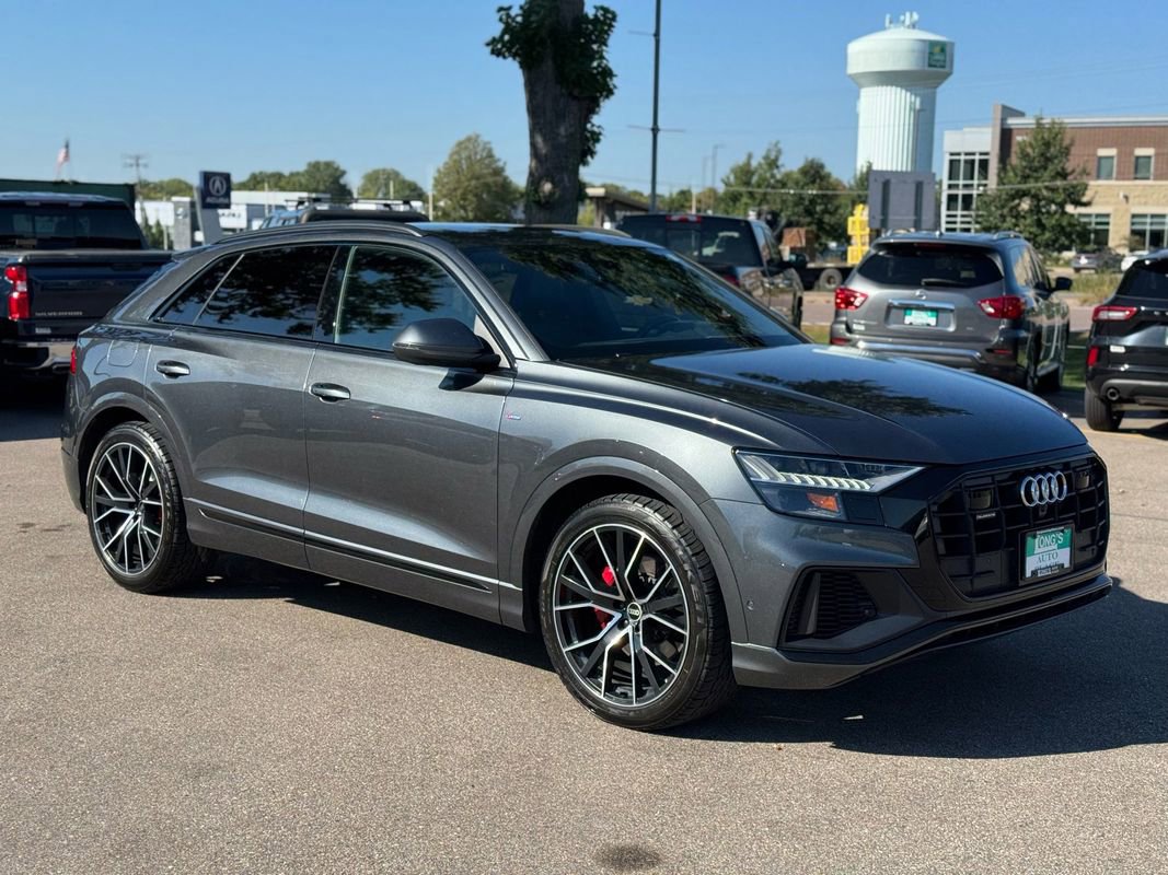 Used 2021 Audi Q8 Prestige image 2