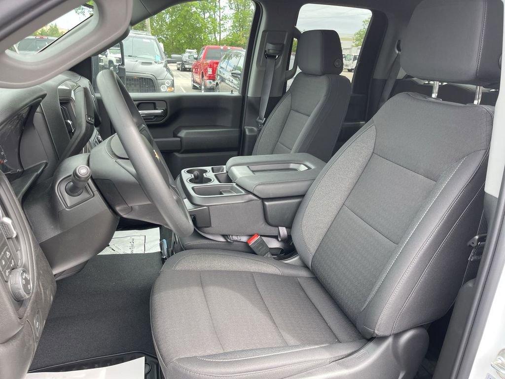 New 2026 Chevrolet Silverado 2500 Custom w/ Custom Value Package AWD/4WD image 11