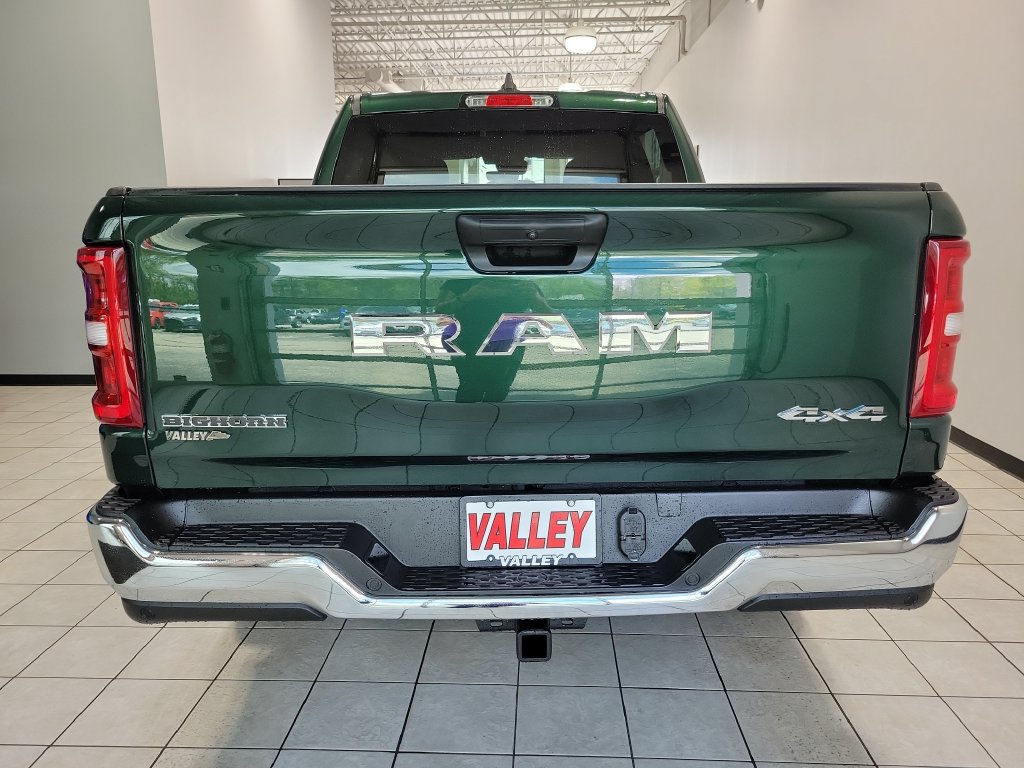 New 2026 RAM 1500 Big Horn AWD/4WD image 6