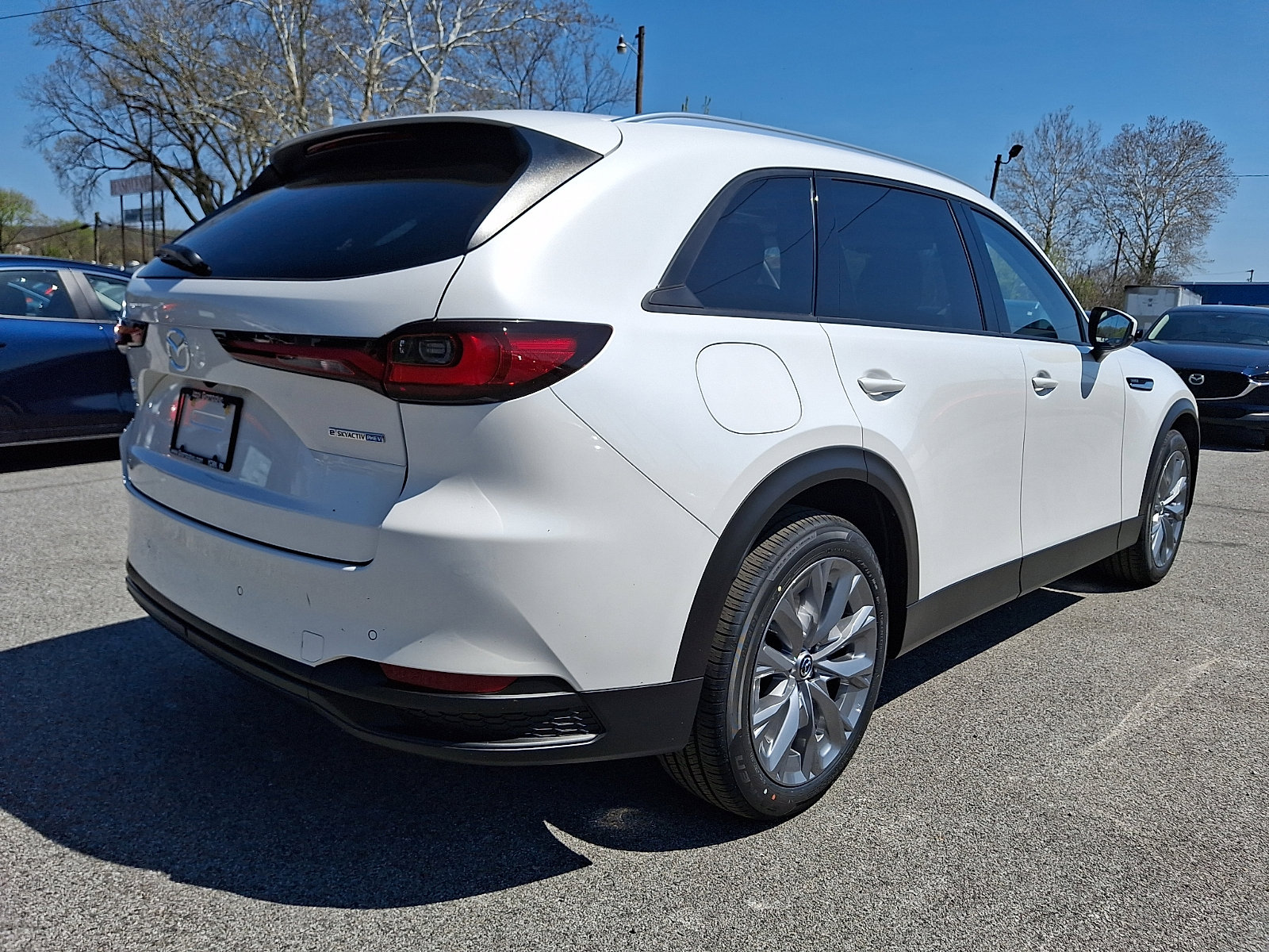 New 2026 MAZDA CX-90 Plug-In Hybrid w/ Preferred image 4