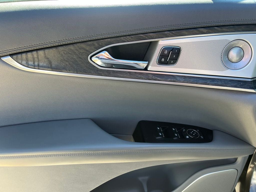 Certified 2019 Lincoln Nautilus Reserve w/ Ultimate Package AWD/4WD image 42