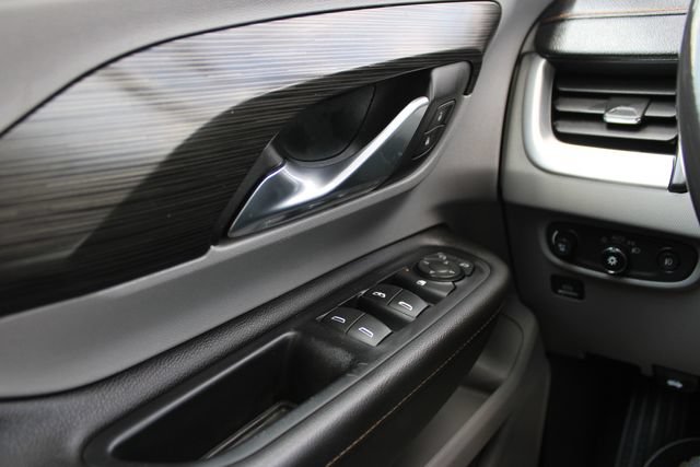 Used 2020 GMC Terrain SLT FWD image 13