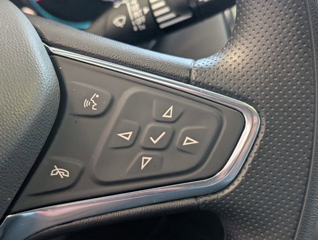 Used 2024 Chevrolet Equinox LS w/ LS Convenience Package FWD image 23